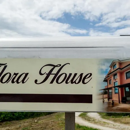 Flora House Torrevecchia Teatina