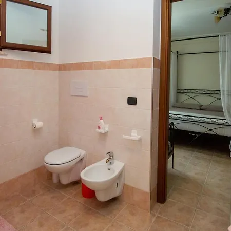 Appartement Flora House *