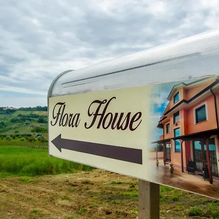 Flora House Apartment Torrevecchia Teatina