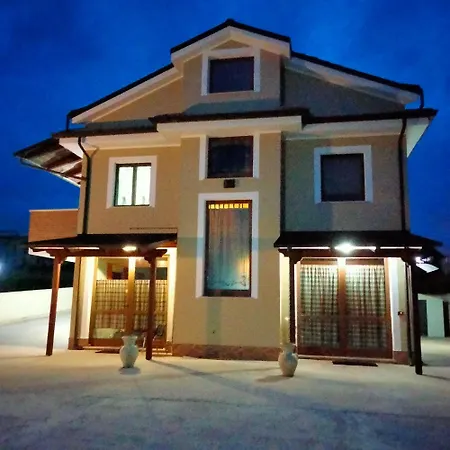 Flora House Appartamento Torrevecchia Teatina