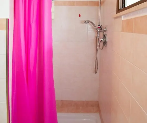 Flora House Apartament *